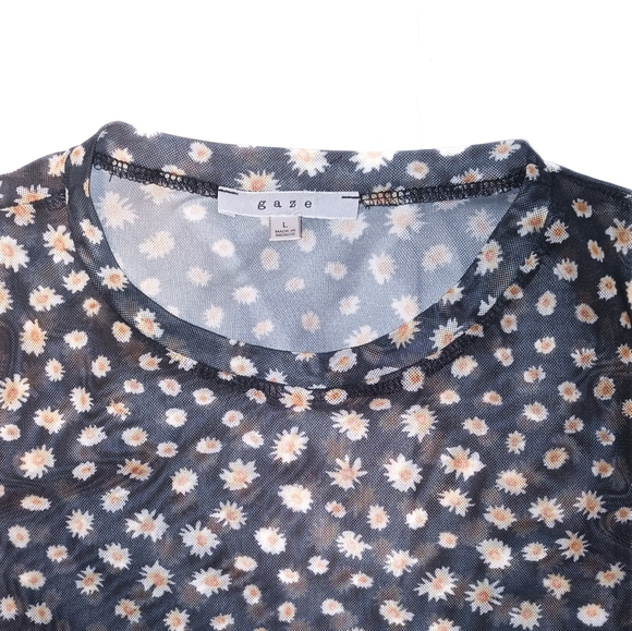 Sheer flower print T-shirt - Picture 2 of 4